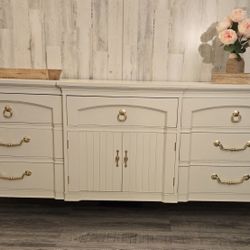 Thomasville French-Style Dressers -Refinished