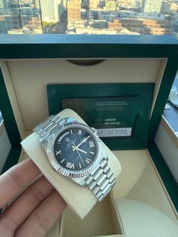 Rolex Day Date Presidential Ombre Blue dial