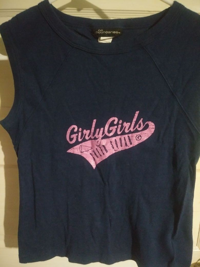 No bounderies girly girls shirt sz m new