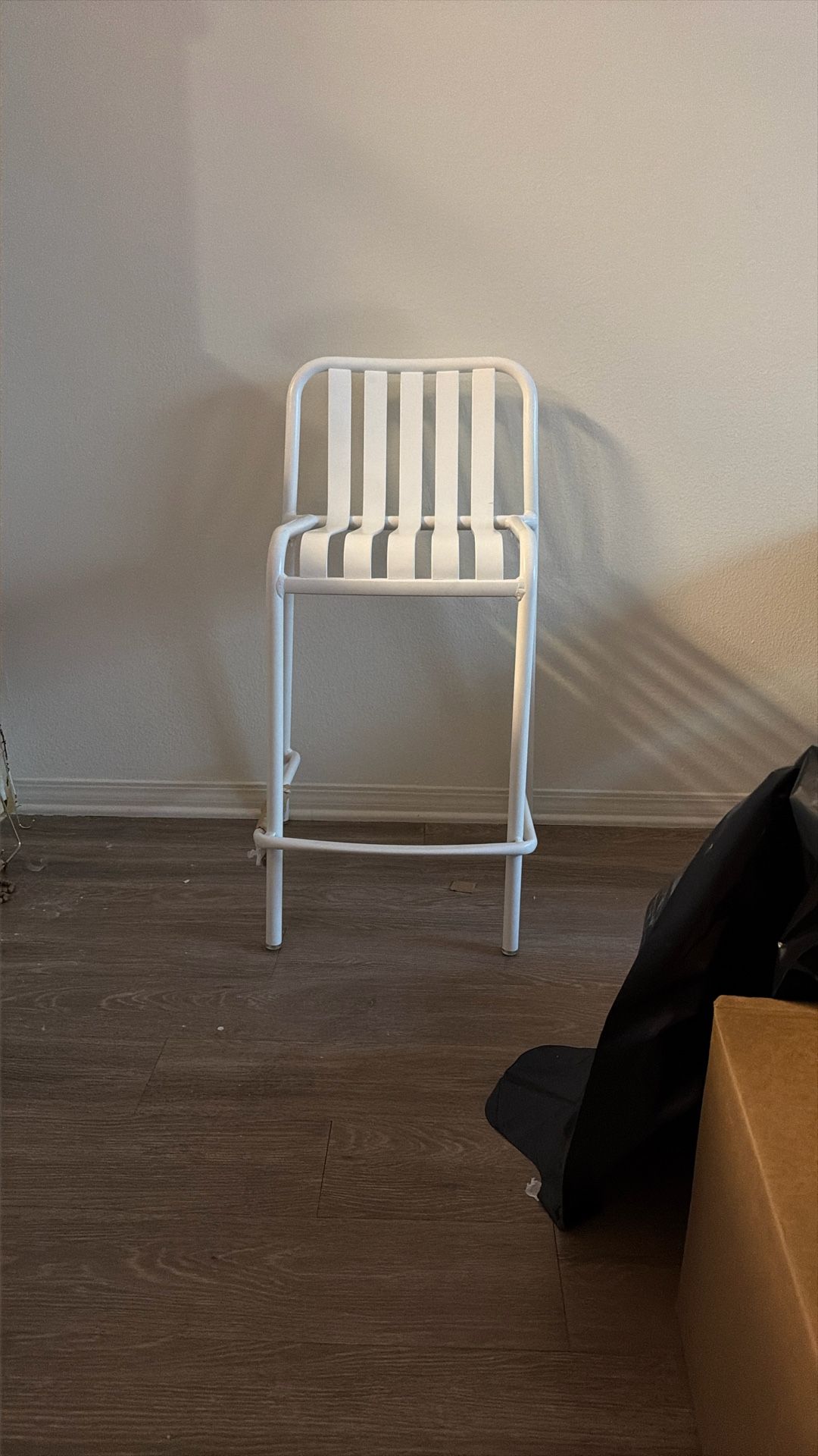 2 Bar White Metal Stools