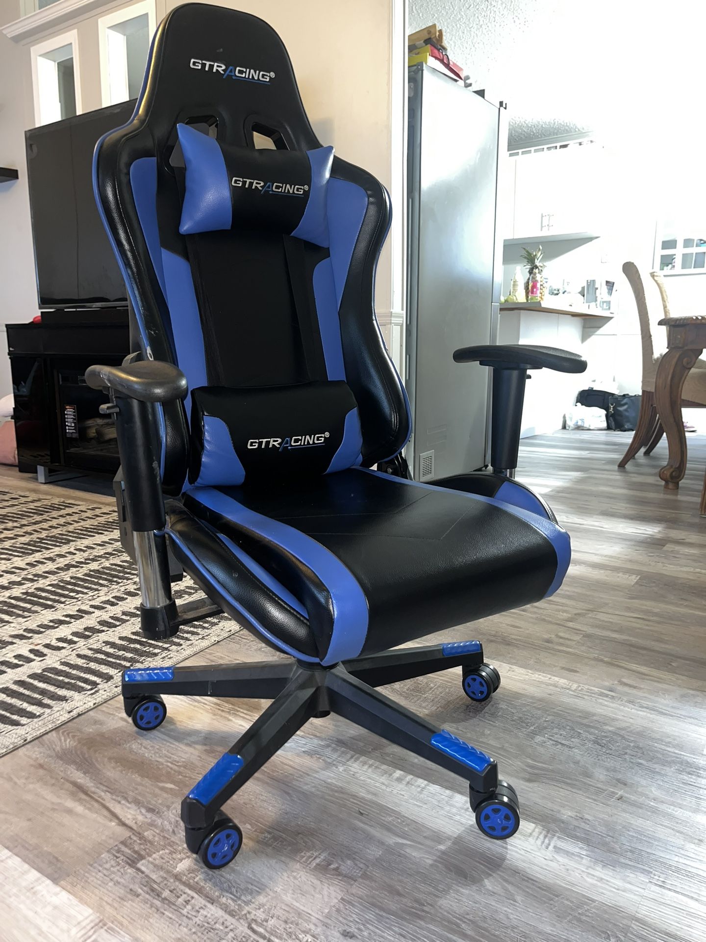 GTRACING GAMING CHAIR