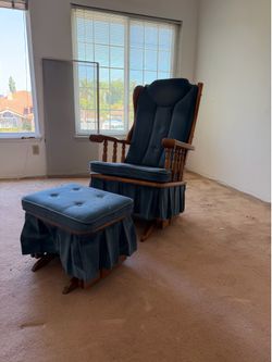 Solid wood Rocking chair