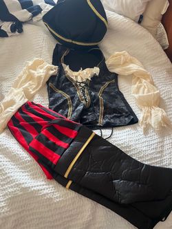 Girls Pirate costume