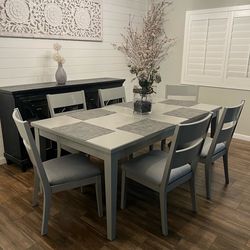 Dinning Table