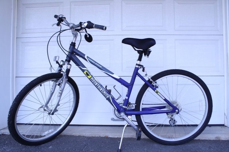 Mountain smith Women's Mountain Bike in Very Good Condition