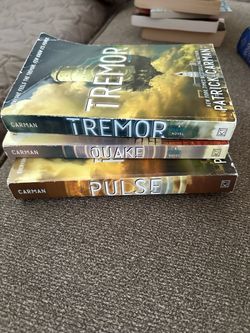 Book Series: Tremor Set