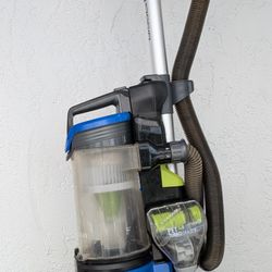 Bissell multi-clean allergen pet vacuum cleaner Firm $45