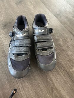 Men bike shoes size 9