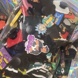 100 Croc Charm For 10 Dollars 