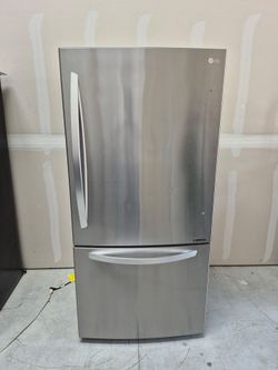 LG 26 cu. ft. Bottom-Freezer Refrigerator (Model: LRDCS2603S)