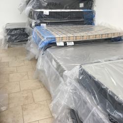 PRE- BLACK FRIDAY SALE! BRAND NEW FULL MATTRESS SETS $119 AND UP! 10 MODELS UNDER $399! WE FINANCE!