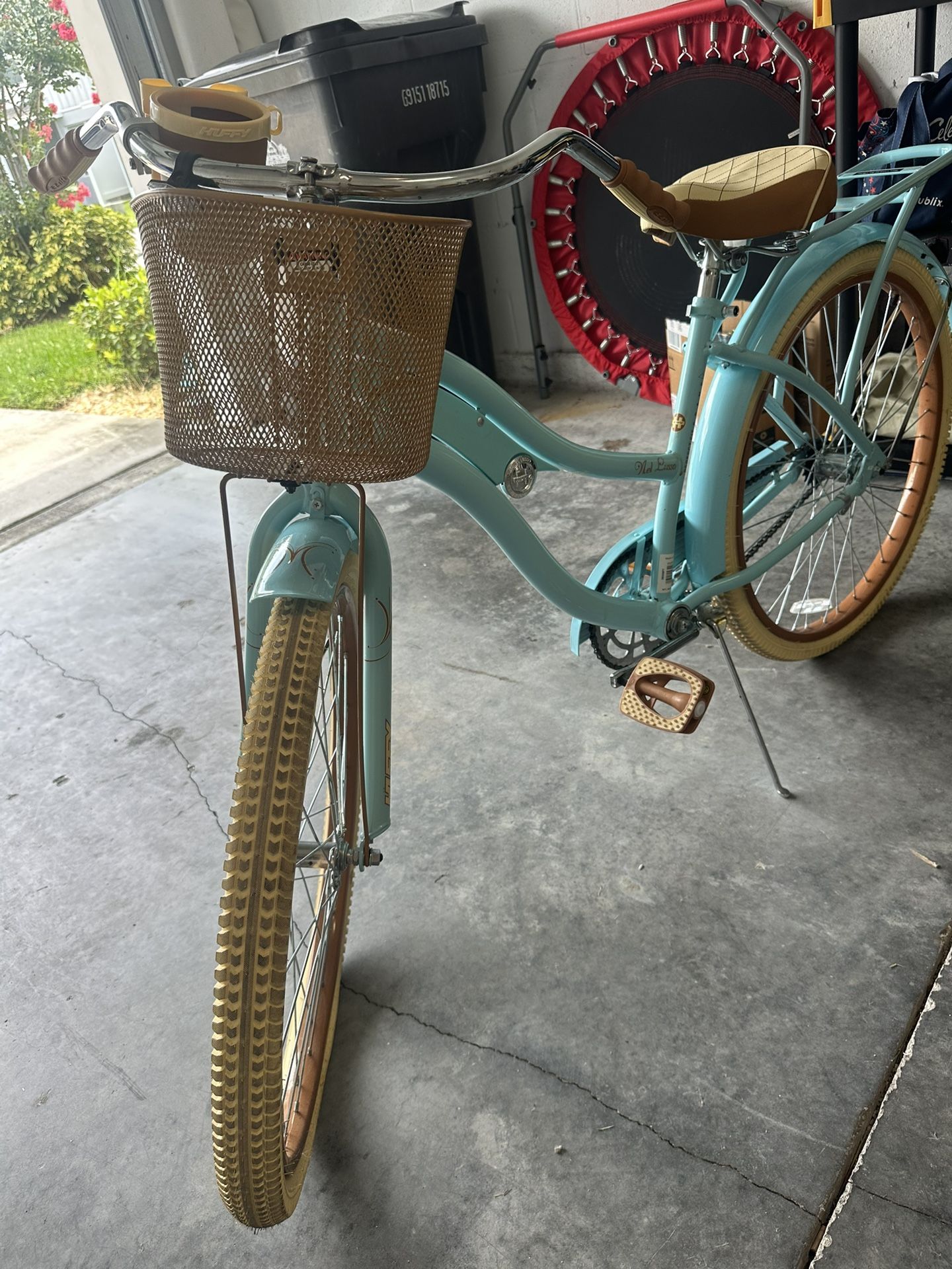 Adult Beach Bike Cruiser- Like New