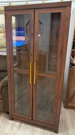 Display Cabinet