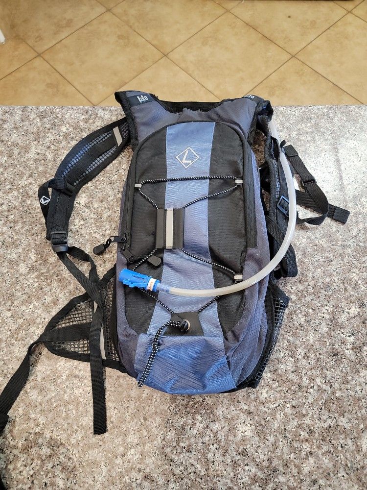 Cycling Hydration Backpack Pack Vest Rucksack with 2L Bladder Water Bag Running