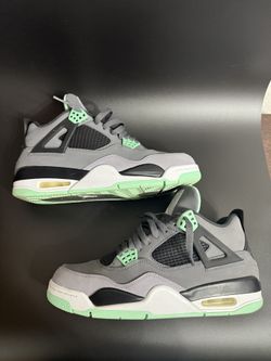 2013 Jordan 4 Green Glow Size 9