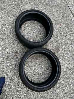 Lot of 2 Continental ExtremeContact DWS 235/35ZR19