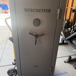 Winchester 36 gun safe 