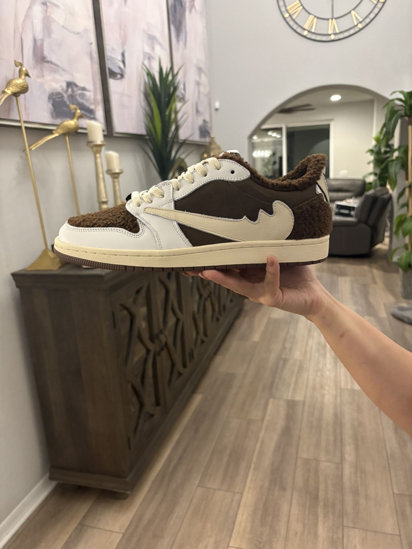 Travis Scott Jordan 1 Low “coldsins” Jack The Ripper Labubu