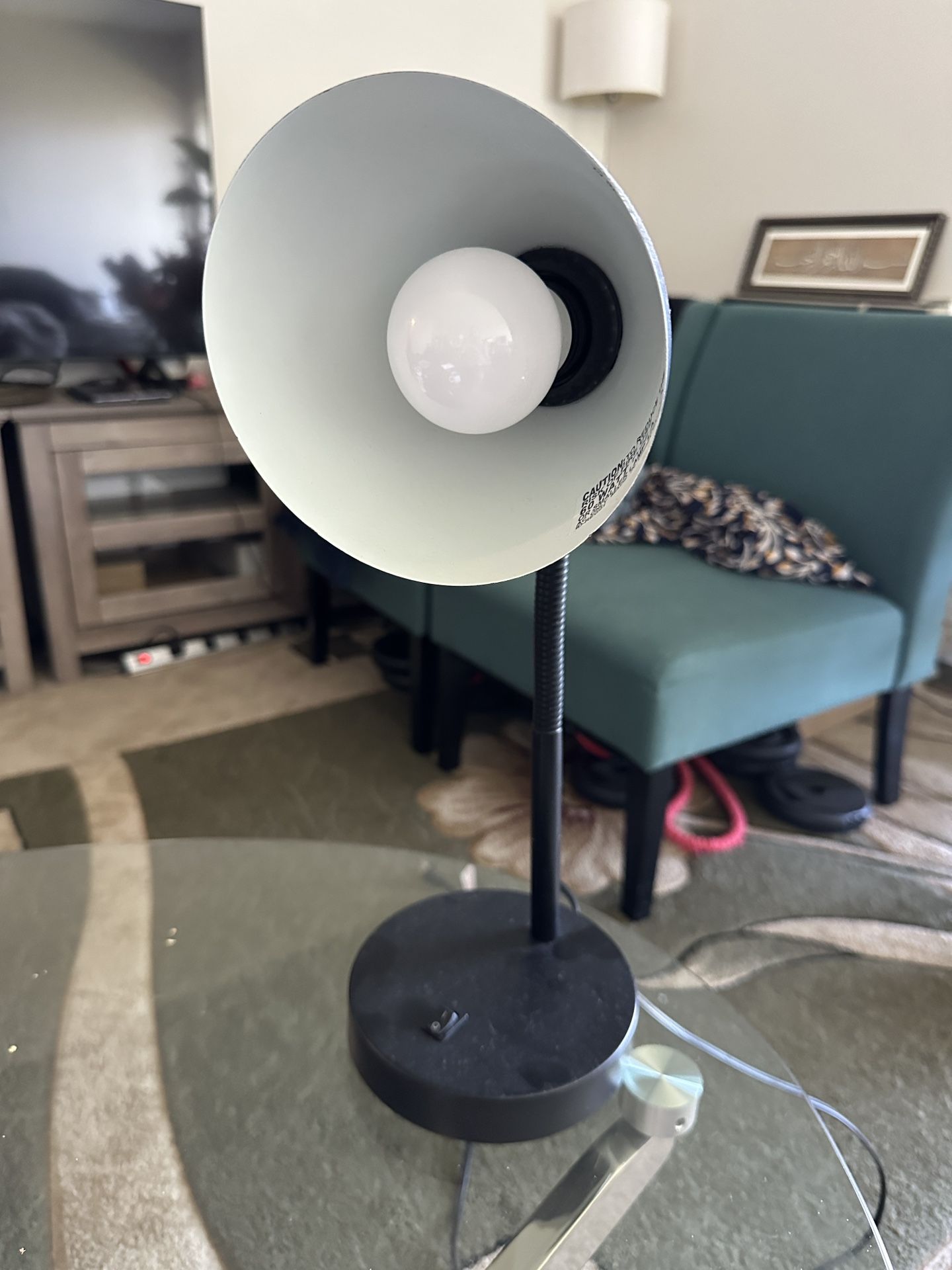 Desk lamp