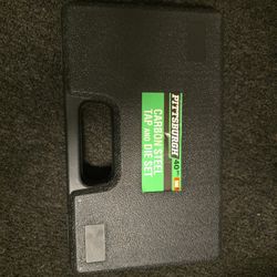 20 PC Tap And Die Set