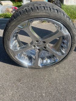 Giovanni 20 inch Chrome Rims’s Universal (all tires all air) $475