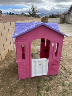 Little Tikes Pink House