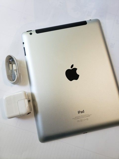 iPad 4, Wi-Fi Internet Access, Excellent Condition.