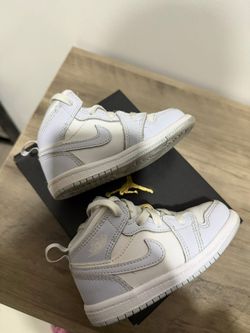 Shoes 7c