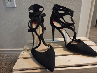 New black heels