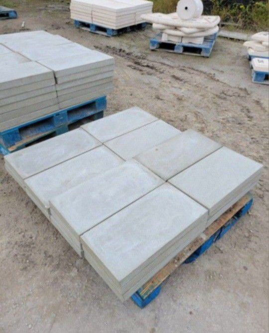 Concrete Rectangular Patio Pavers Gray Smooth Finish / Cement Slab Backyard Stepping Stones