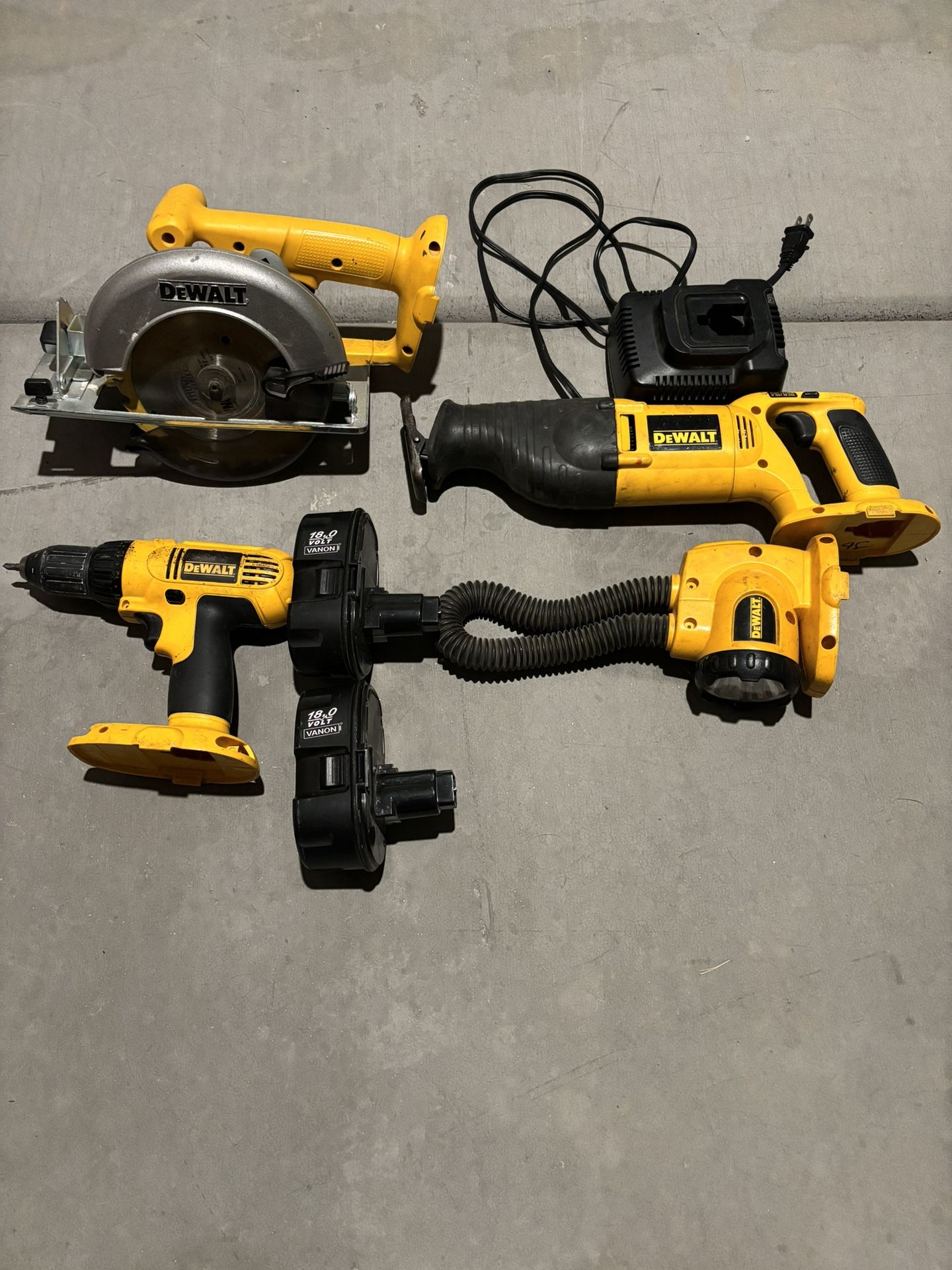 Dewalt 18v XRP Tool Set