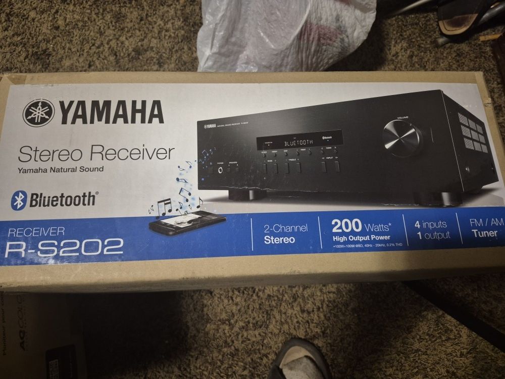 Yamaha Stereo Receiver