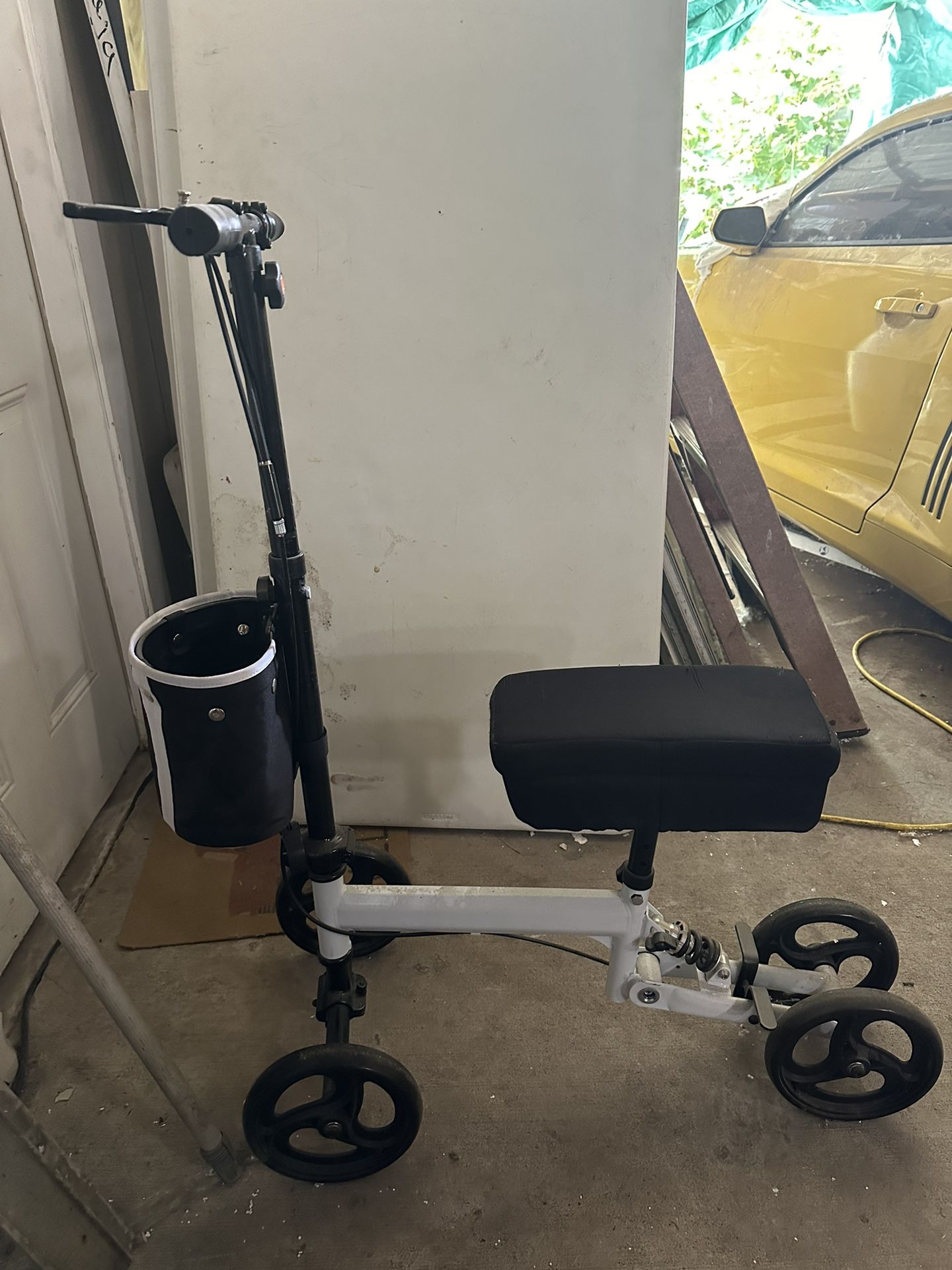 Knee Scooter