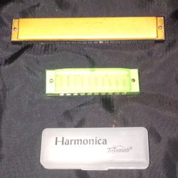 2 Harmonicas