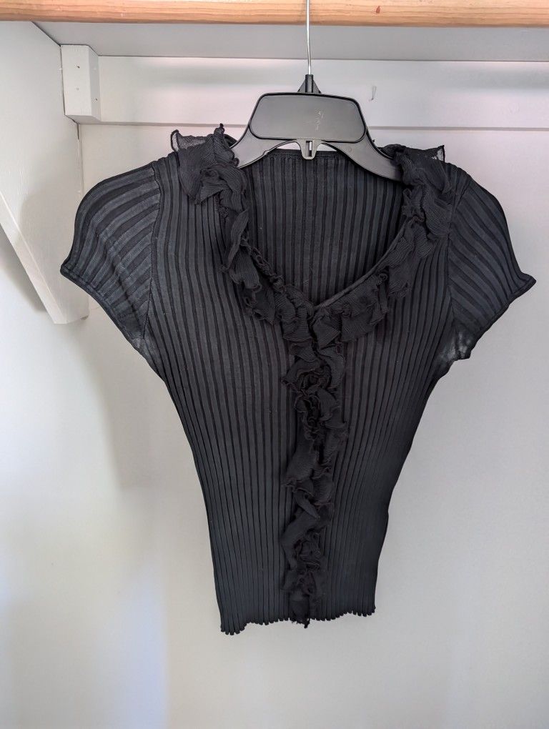 Women's Black Ribbed Top with Ruffle Around Neck