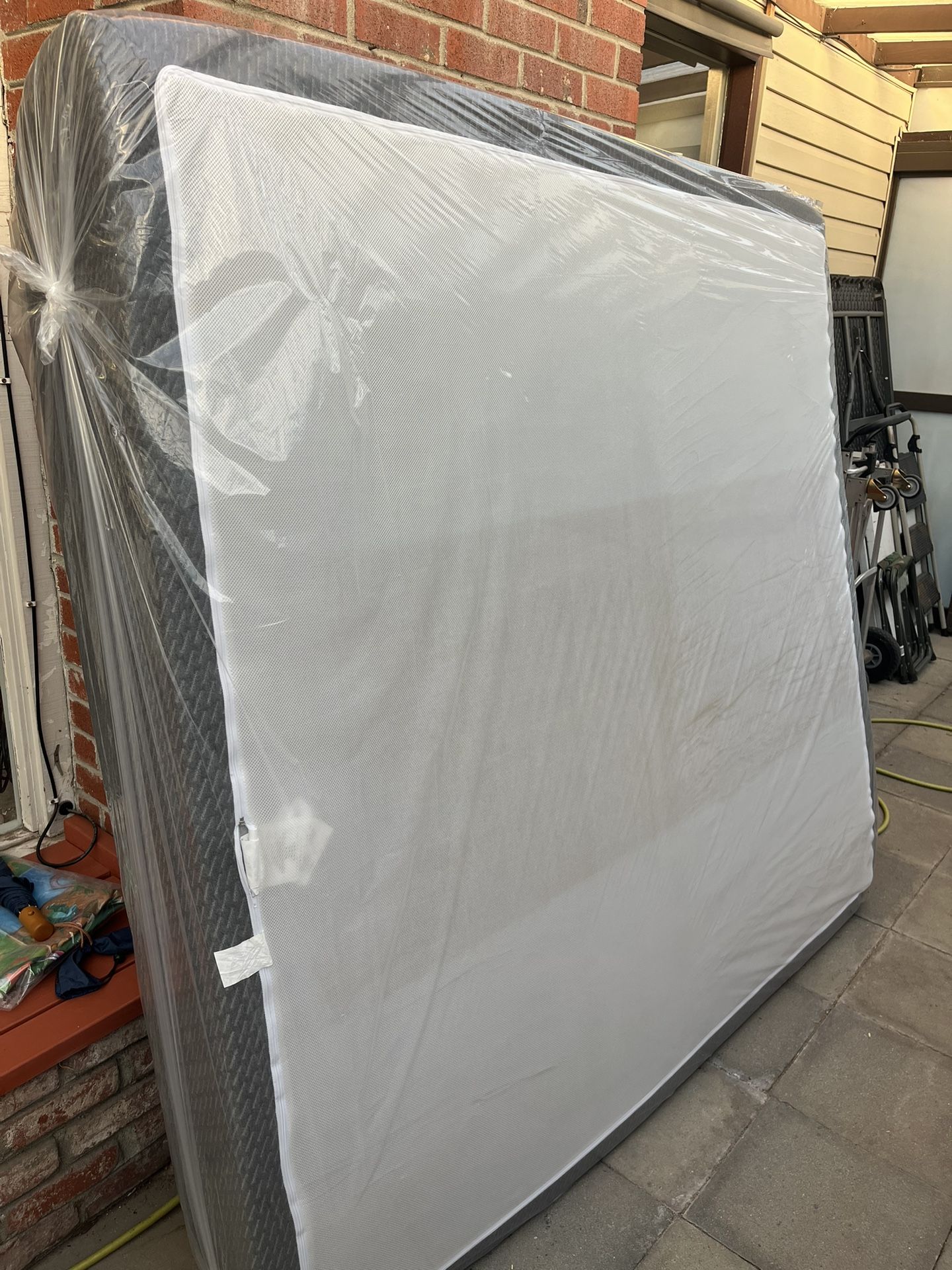 Tuft&Needle Mint Mattress