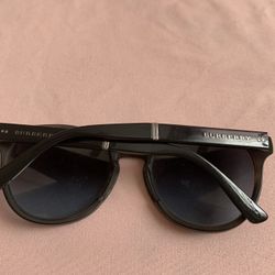 Burberry Sunglasses 