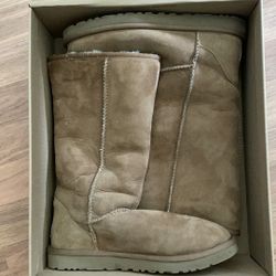 UGG Classic Tall