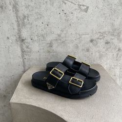 Pr,ada      slipper 