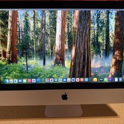 Apple iMac 21.5” 4K (500GB SSD, Intel Core i3, 24GB RAM)