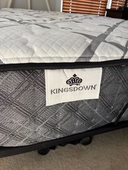 Queen Kingsdown Mattress with Mechanical Adjustable Bed Frame