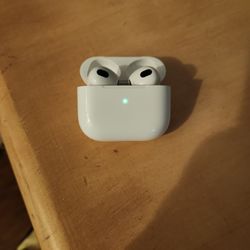 3rd Gen Apple Airpods