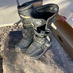 Kids Riding Boots Size 5 Youth