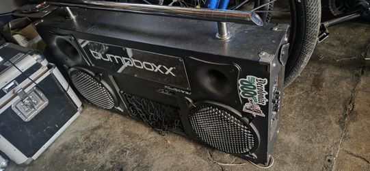Mega Bump Box With Graphic Equalizer