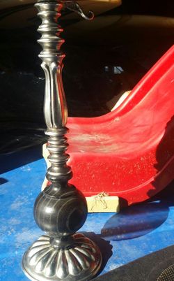 Vintage dilly candle holder