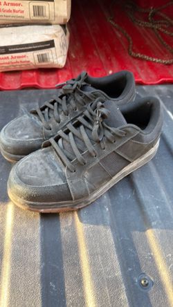 Steel toe shoes