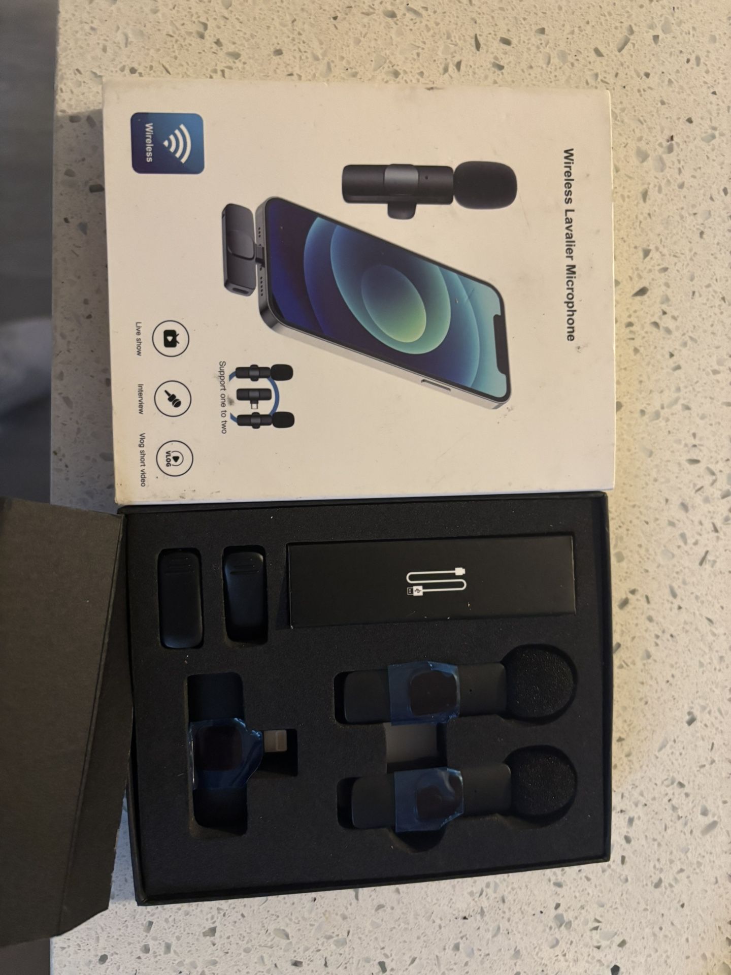 Wireless Lavalier Microphone