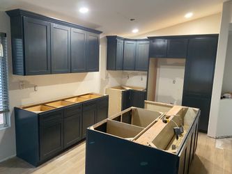 Modern kitchen cabinets 