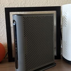 Motorola MB8611 Cable Modem
