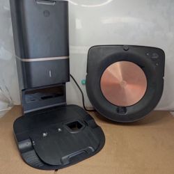 iRobot iRobot Roomba s9 Robotic Vacuum Cleaner + Self Emptying Charge Base